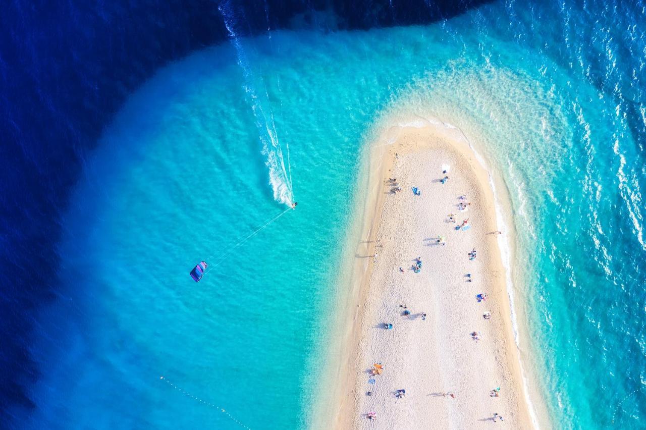Seas The Day Apartments Подстрана Екстериор снимка